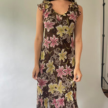 Load image into Gallery viewer, 90s floral embellished midi dress
